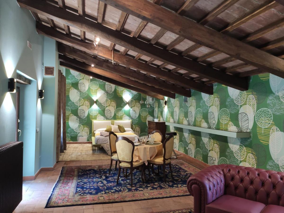 Villa La Nussa 카폴로나 외부 사진
